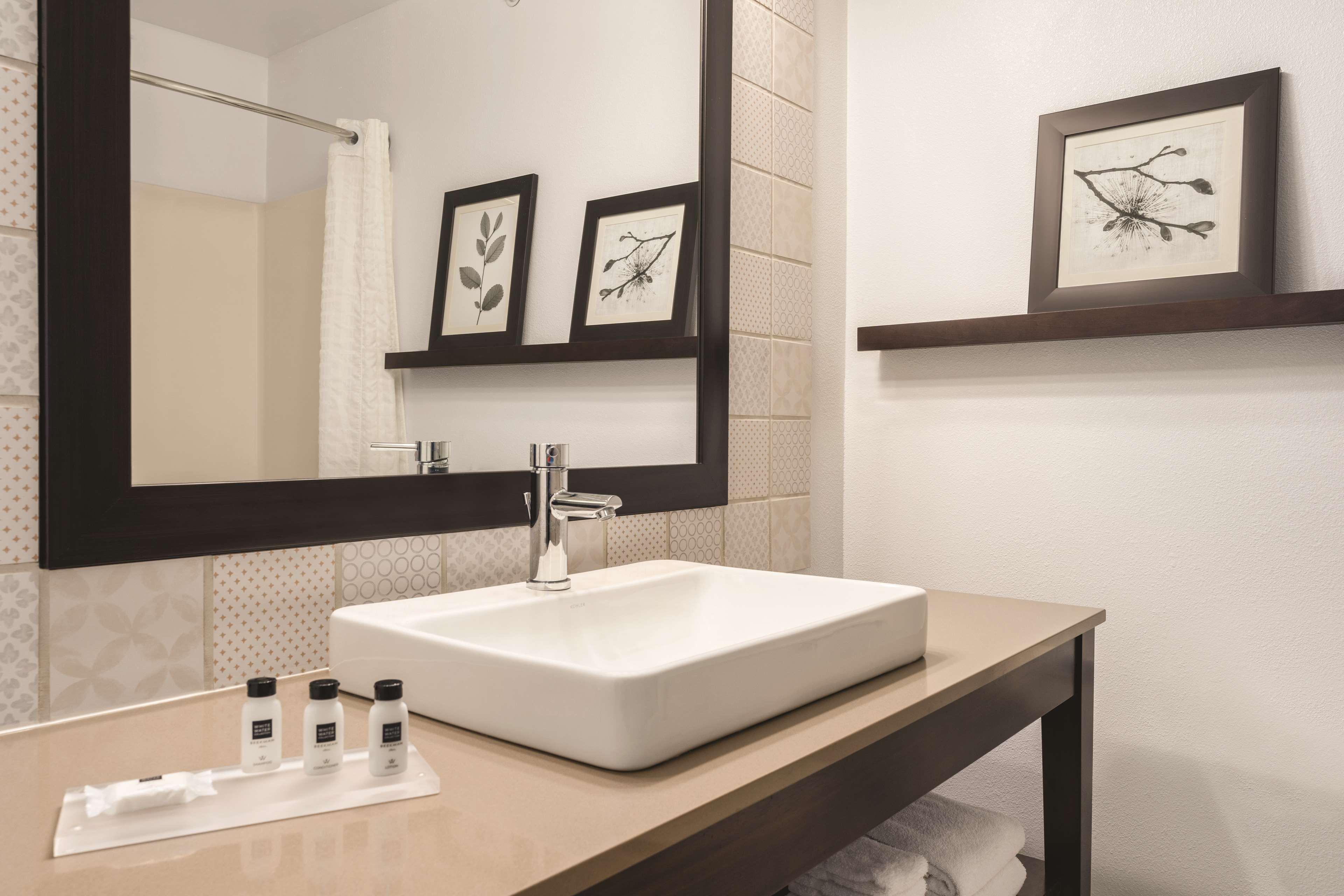 Country Inn & Suites By Radisson, Big Flats Хорсхедс Экстерьер фото