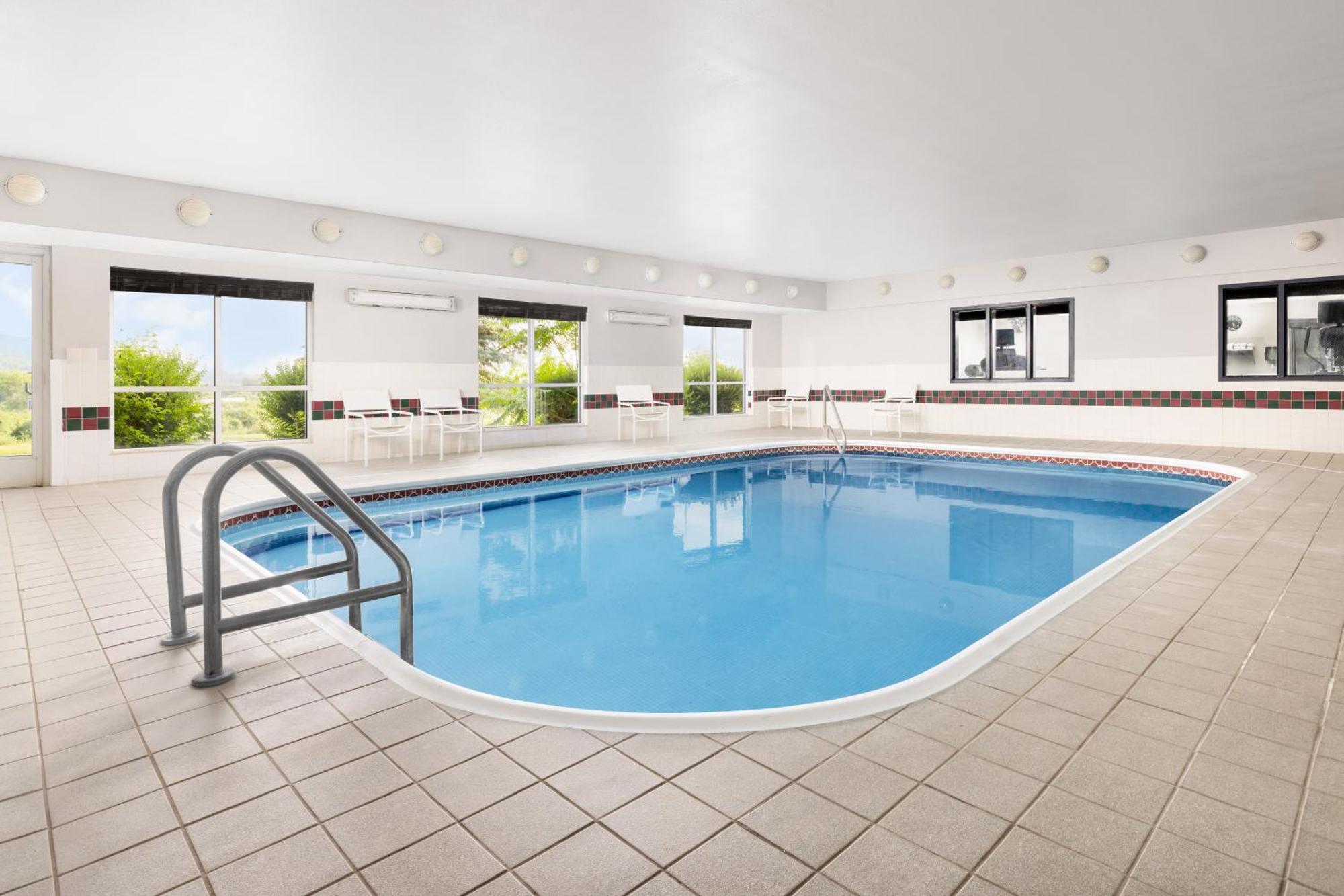 Country Inn & Suites By Radisson, Big Flats Хорсхедс Экстерьер фото