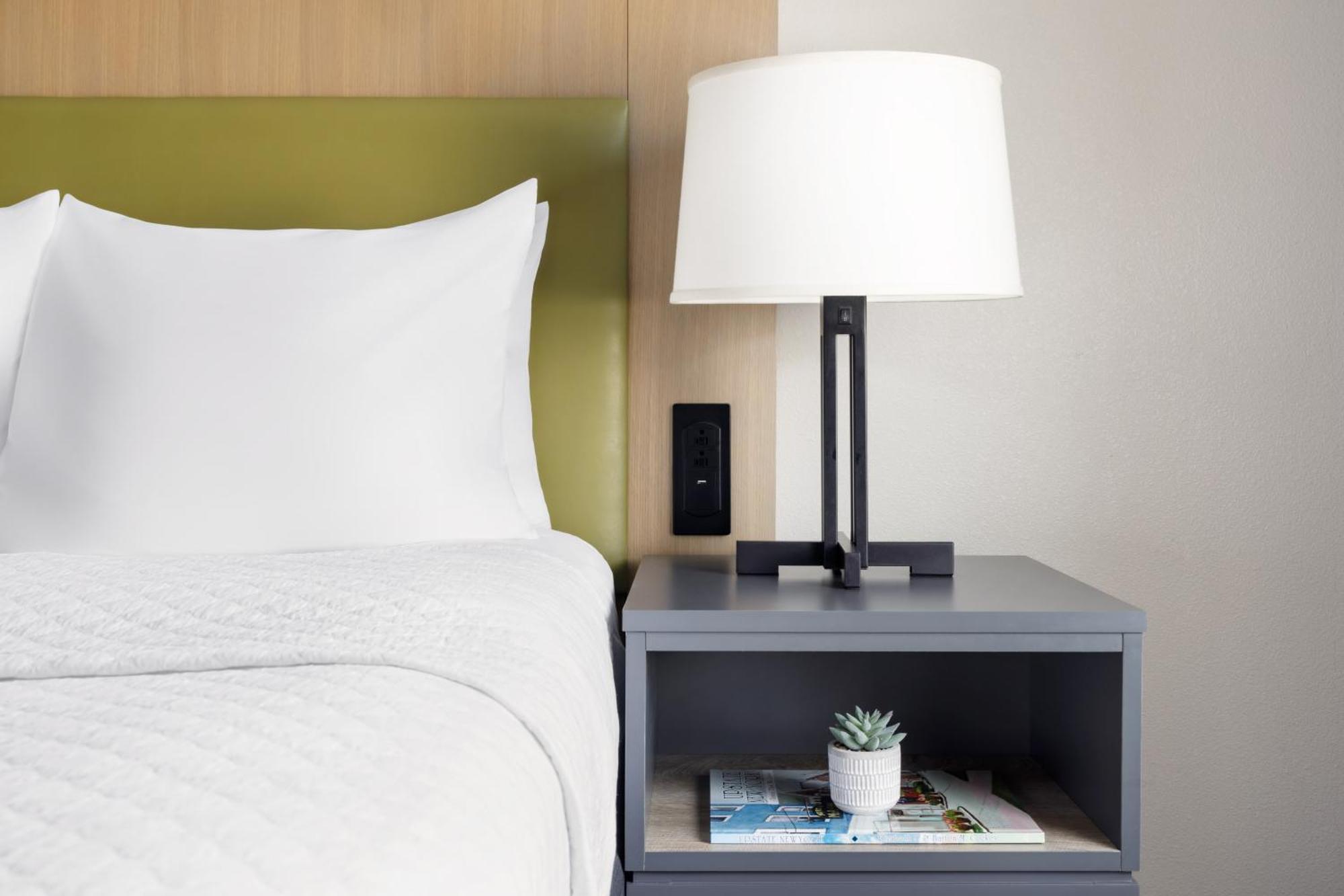 Country Inn & Suites By Radisson, Big Flats Хорсхедс Экстерьер фото